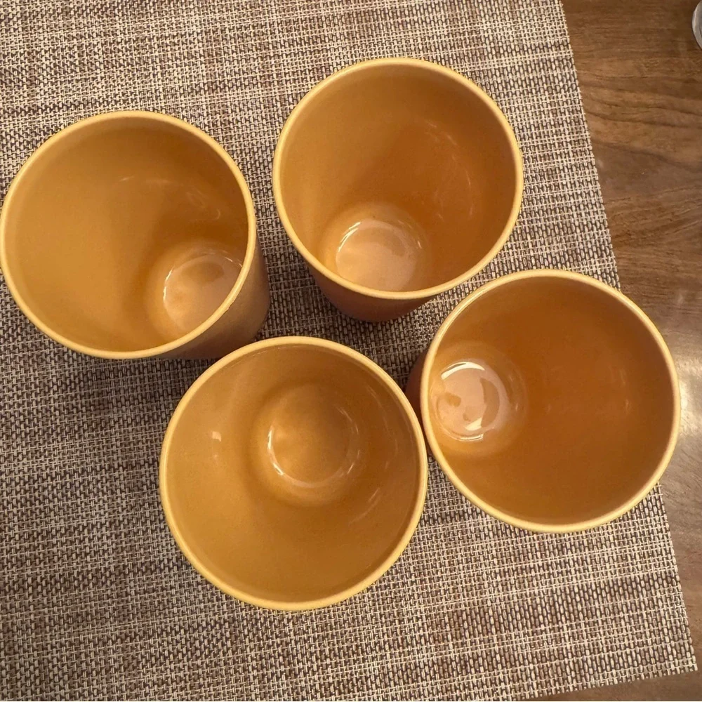 4 Vintage Tupperware Harvest Gold Yellow Tumblers Set 12oz look new